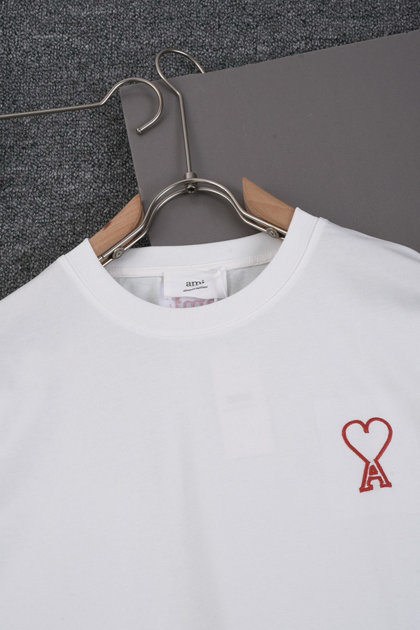 ブランドTシャツ背面デザイン